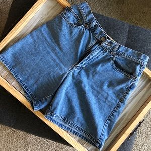 VINTAGE RALPH LAUREN SHORTS. Perfect condition!
